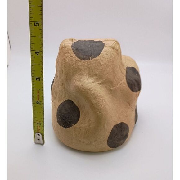 Maneki Neko Lucky Cat Figurine Paper Mache Shelf Sitter 4" Tall Cardboard - Picture 3 of 4